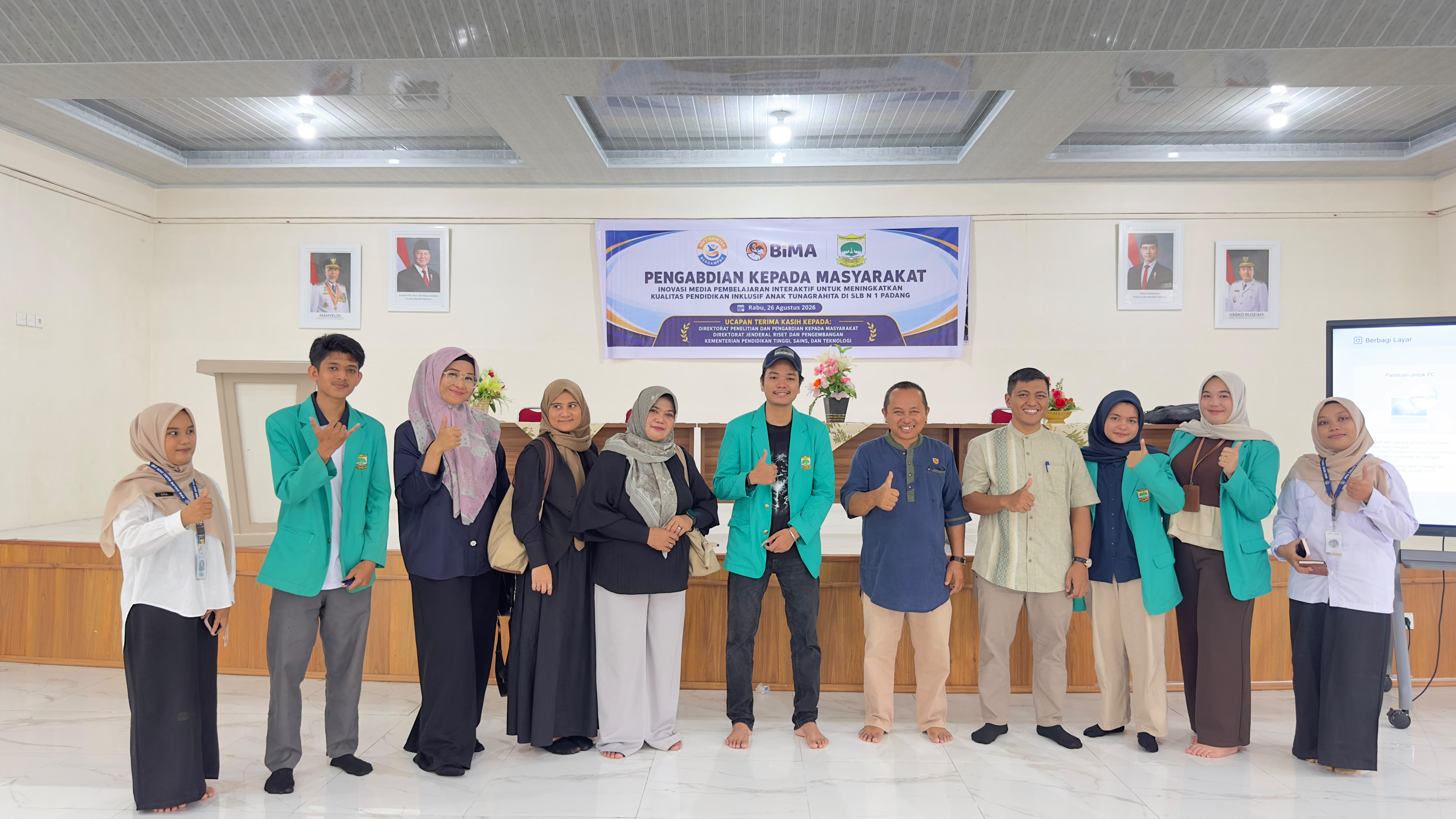 Galeri Universitas Dharma Andalas Implementasikan Aplikasi SoBat untuk Mendukung Pendidikan Inklusif di SLB Negeri 1 Padang